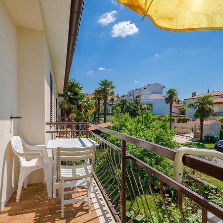 Apartments Milan Porec Exterior photo